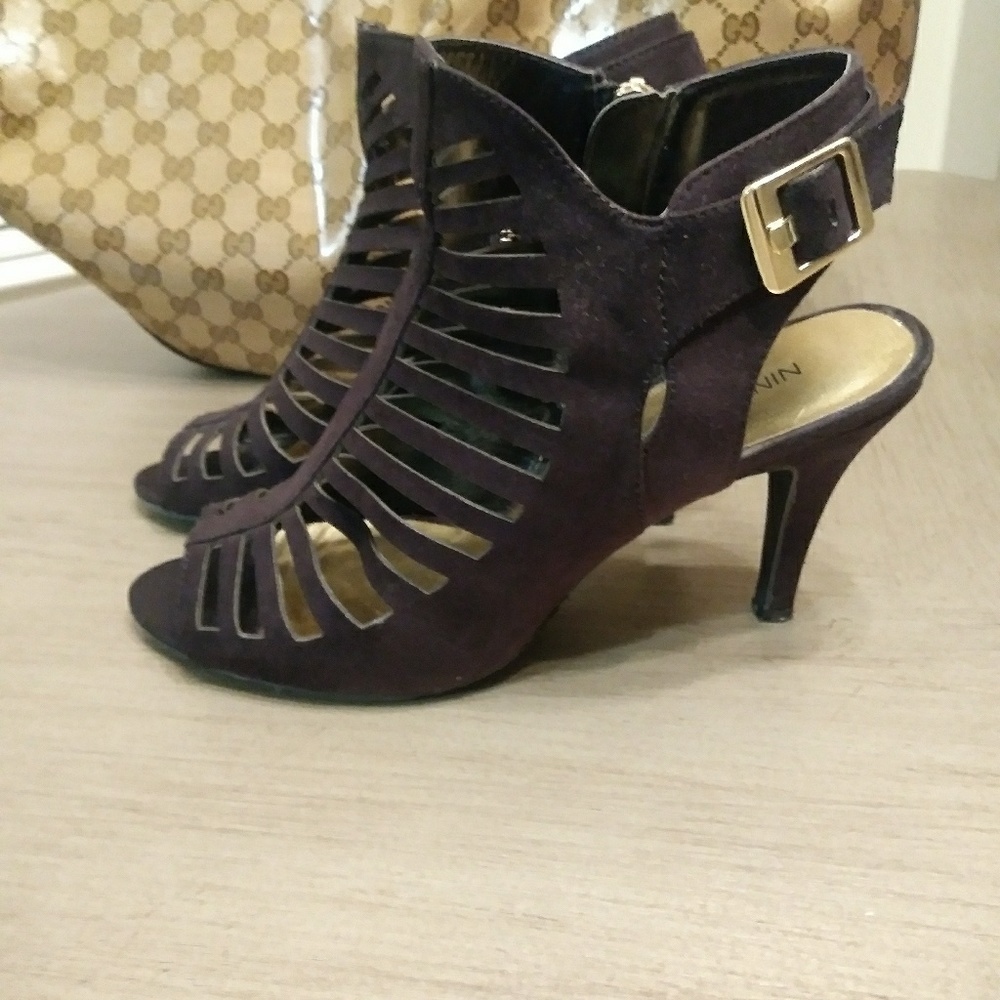 Nine West black shoe